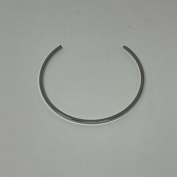 5 piece Chunky Silver Plated Bracelets - Picture 11 of 14